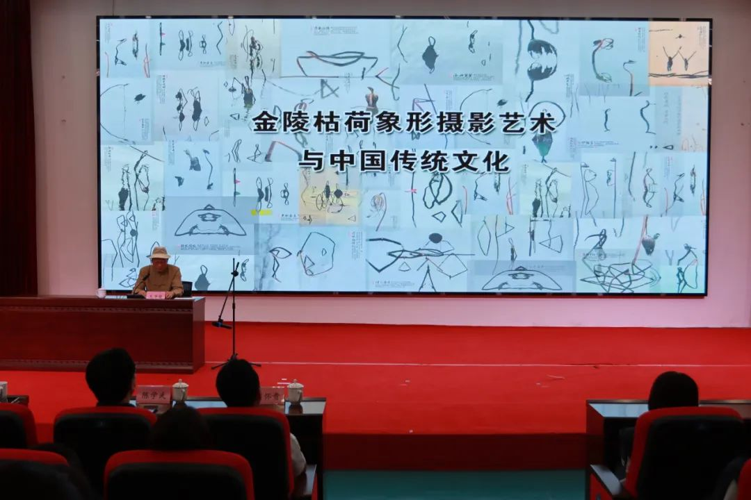 图片关键词